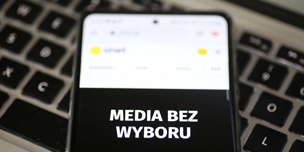 Polijas mediji protestē pret plānoto reklāmu nodokli