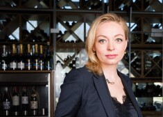 “Amber Beverage Group” vadītāja Jekaterina Stuģe atzīta par gada labāko uzņēmuma vadītāju – sievieti