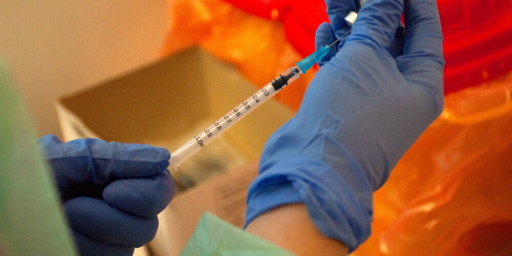 Сегодня в центрах социального ухода от Covid-19 вакцинированы 455 человек