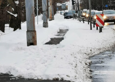 Vēlas panākt, lai Rīgas ietves tīrītu pašvaldība, nevis privātīpašnieki
