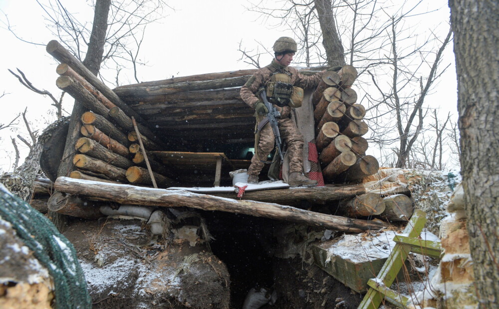 Ukrainas austrumos sprādzienā gājuši bojā trīs karavīri