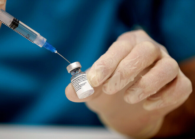 Самому старшему привитому от Covid-19 постояльцу пансионата - 98 лет