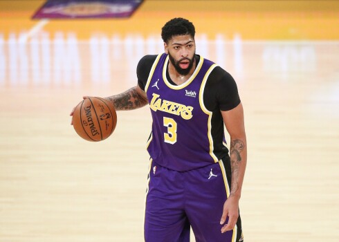Entonijs Deiviss atsvaidzinājis kājas savainojumu "Lakers" zaudējumā pret "Nuggets"