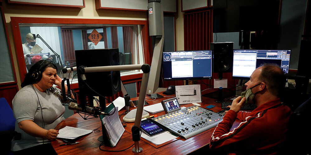 EK brīdina Ungāriju saistībā ar neatkarīgās radiostacijas "Klubradio" slēgšanu