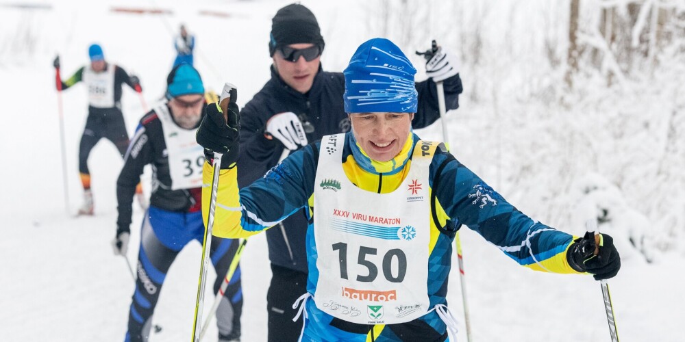 Igaunijas prezidente Kersti Kaljulaida Viru slēpošanās maratonā, kurā veica 42 kilometrus.