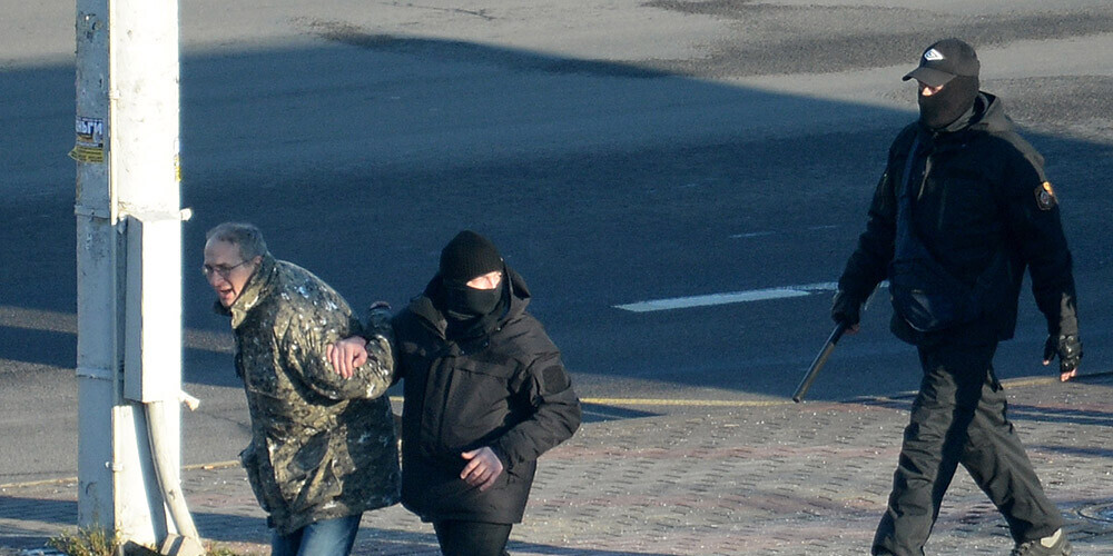 Baltkrievijā policija veikusi kratīšanas žurnālistu un aktīvistu mājās un birojos