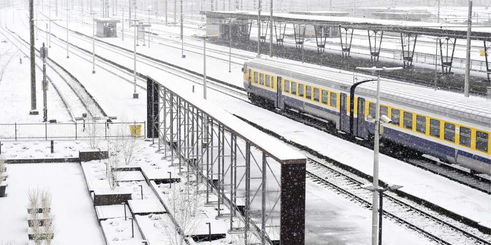 Uzmanību vilciena Daugavpils - Rīga pasažieriem