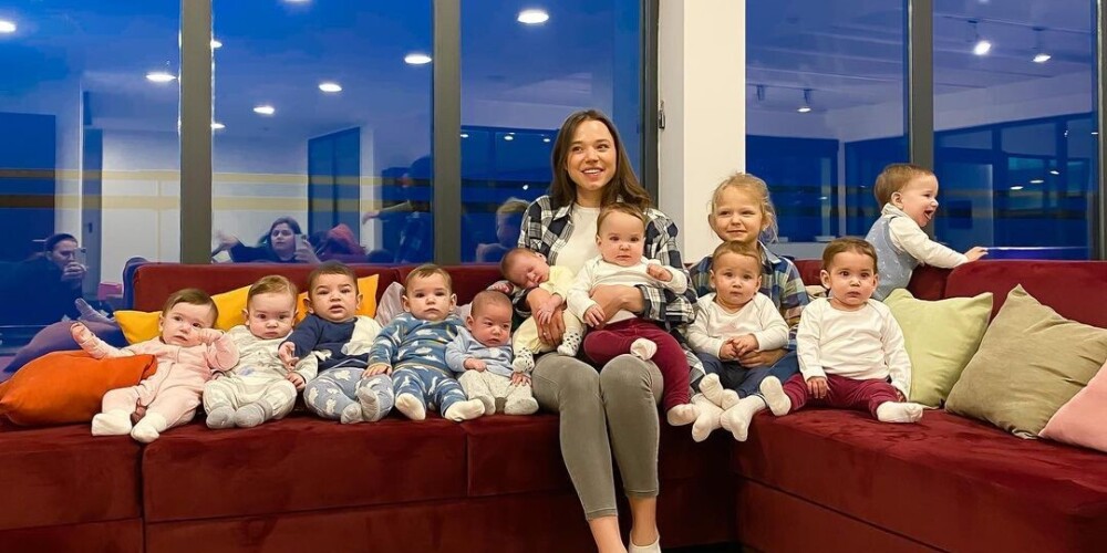 Суррогатные матери родили россиянке 10 малышей за год — и она хочет еще