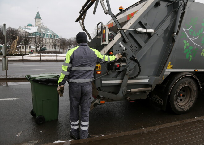 Eksperti: BIO atkritumu šķirošanas vājais posms - nepietiekami strikti noteikts valsts regulējums infrastruktūras izveidē un sabiedrības izpratnes trūkums