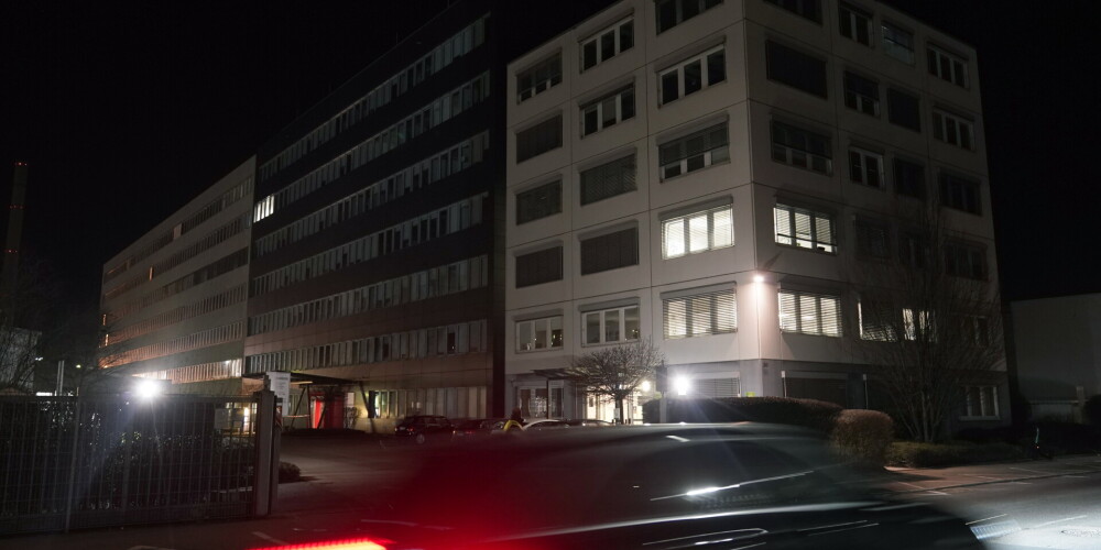 "Lidl" birojā Vācijā noticis sprādziens; iespējams, eksplodējusi vēstuļbumba