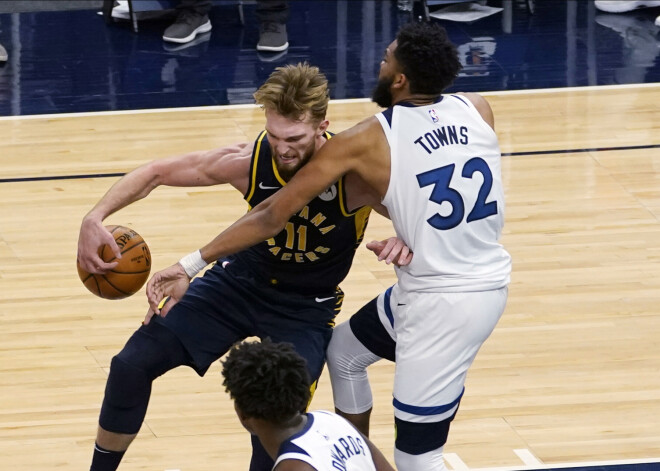 Sabonis ar iespaidīgu "triple double" kaldina "Pacers" uzvaru