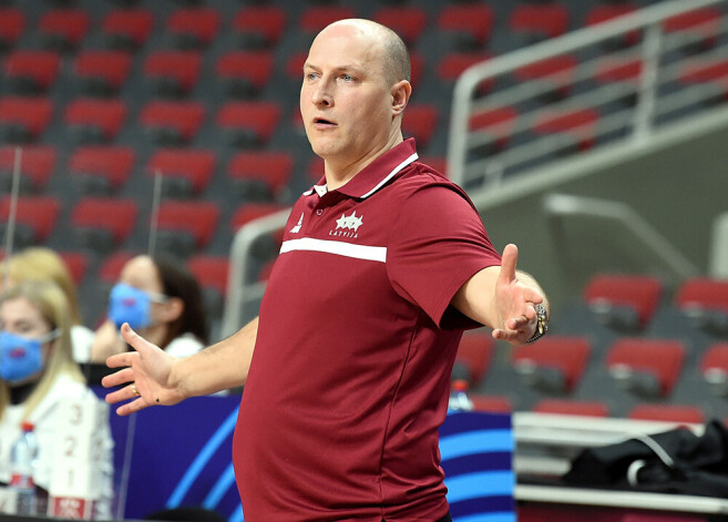 Latvijas basketbola izlases galvenais treneris Roberts Štelmahers.