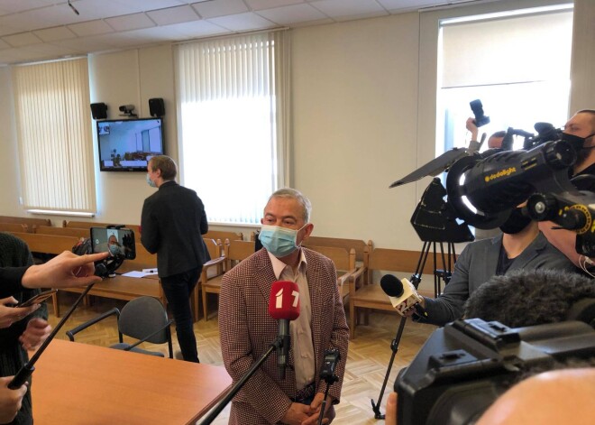 Lembergs sevi salīdzina ar Navaļniju, bet protestu nebūšot, jo "Krievijā cilvēki par sevi nebaidās"