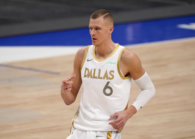 Dalasas “Mavericks” esot vērtējuši iespējamu Porziņģa aizmainīšanu