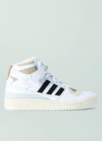 Adidas Originals, 150 €