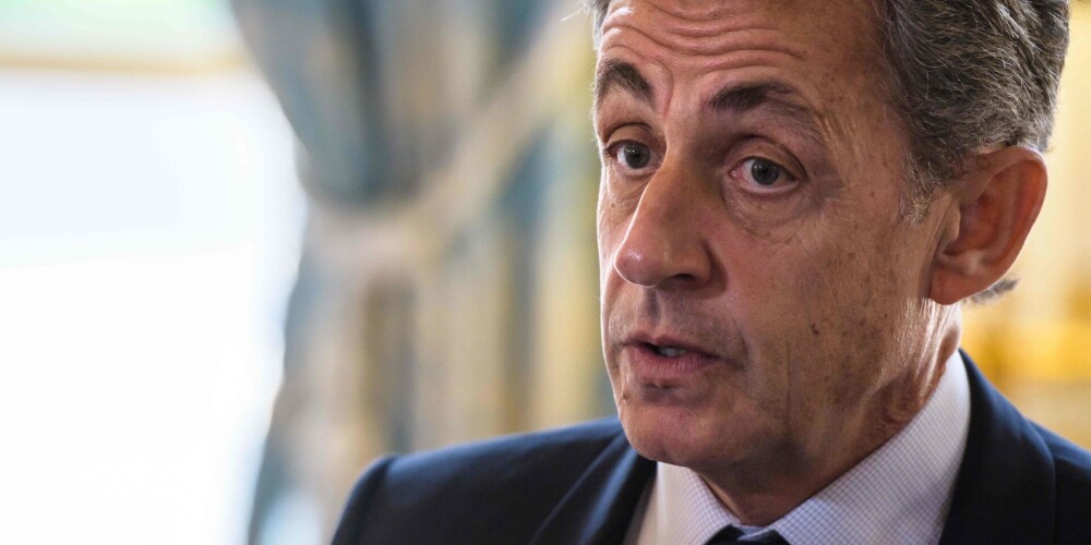 Приговорен к трем годам лишения свободы: экс-президент Франции Саркози признан виновным в коррупции