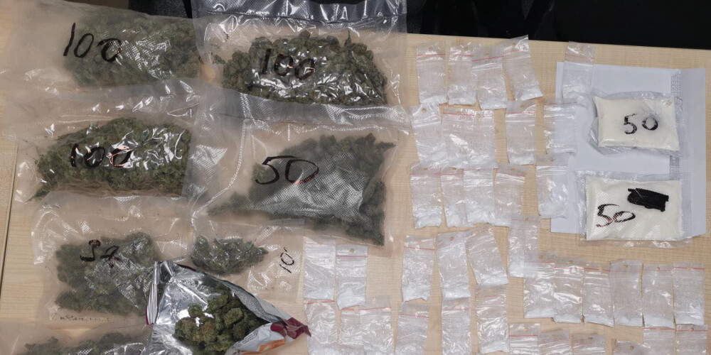 Фото: в Риге полиция обнаружила крупные запасы амфетамина и марихуаны