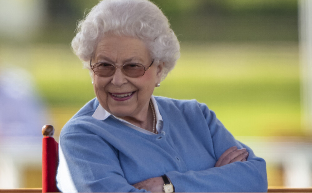 Karaliene Elizabete II savā 95. dzimšanas dienā varētu atteikties no troņa