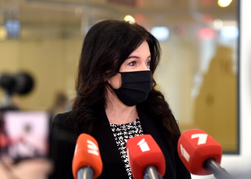 Labklājības ministre Ramona Petraviča.