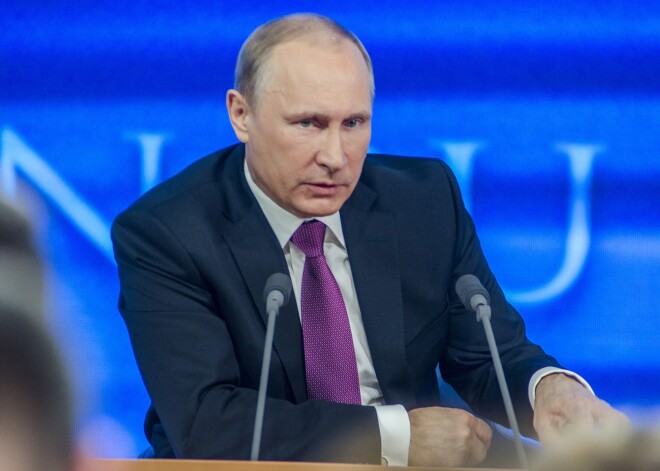 Putins prasa atrast cilvēkus, kas protestos iesaista "bērnus"