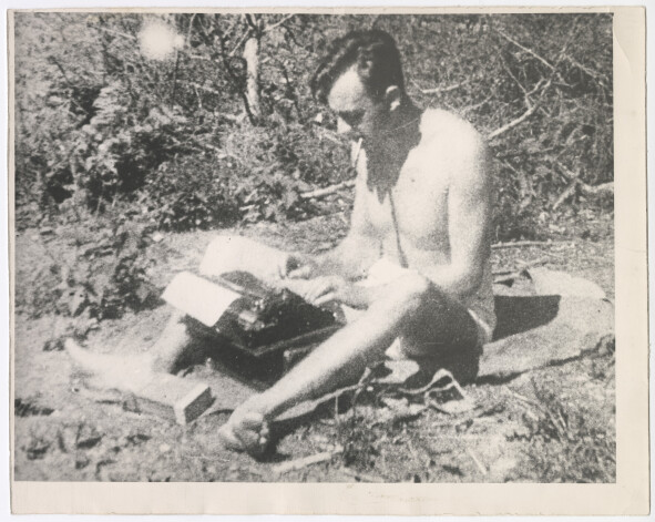 Voldemārs Kalpiņš "Latviešu Strēlnieka" korespondents 1945. gads, Kurzeme.