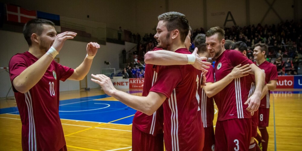 Latvijas telpu futbola izlase EČ kvalifikācijas turnīra spēlē uzvar Šveici