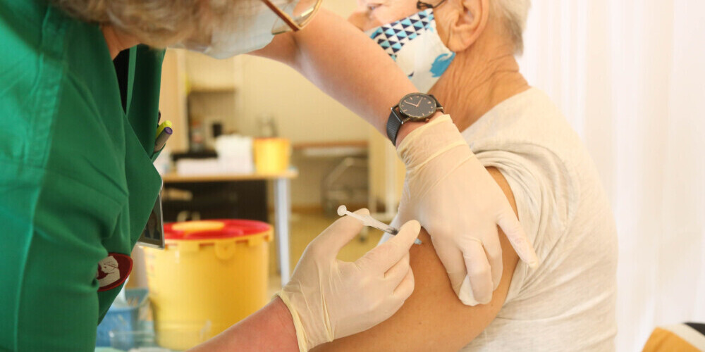 В субботу от Covid-19 вакцинировано 713 жителей Латвии