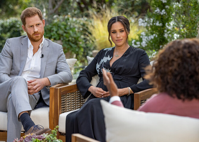 Megana Mārkla atzīst, ka domājusi par pašnāvību un britu karaļnamam pārmet rasismu