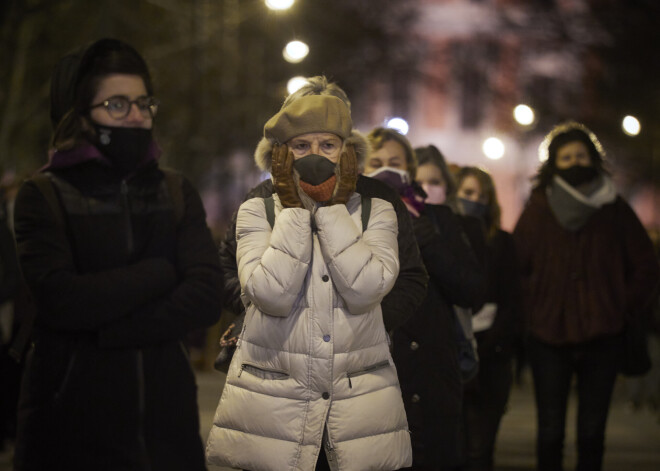 "Masku afēra" satricina Vācijas politisko arēnu