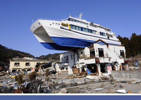 Toreiz un tagad. FOTO: 10 gadi, kopš Fukušimu izpostīja cunami