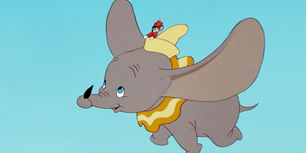Слоненок Дамбо унижает людей: Disney ограничил доступ к любимым мультикам