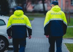 Policija konstatē, ka Rīgas baznīcā vienuviet pulcējas aptuveni 250 personas