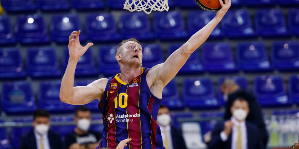 Šmits un "Barcelona" Spānijas basketbola klasikā Eirolīgā uzvar "Real"; Freimanis turpina plosīties VTB līgā