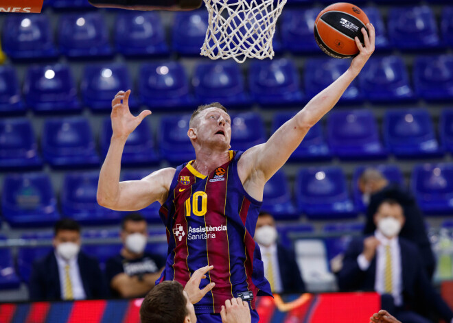 Šmits un "Barcelona" Spānijas basketbola klasikā Eirolīgā uzvar "Real"; Freimanis turpina plosīties VTB līgā