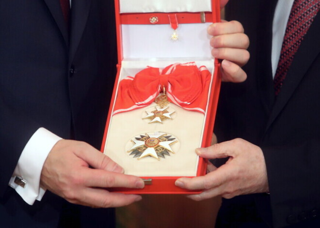 Елгавского предпринимателя лишили высшей награды Латвийского государства