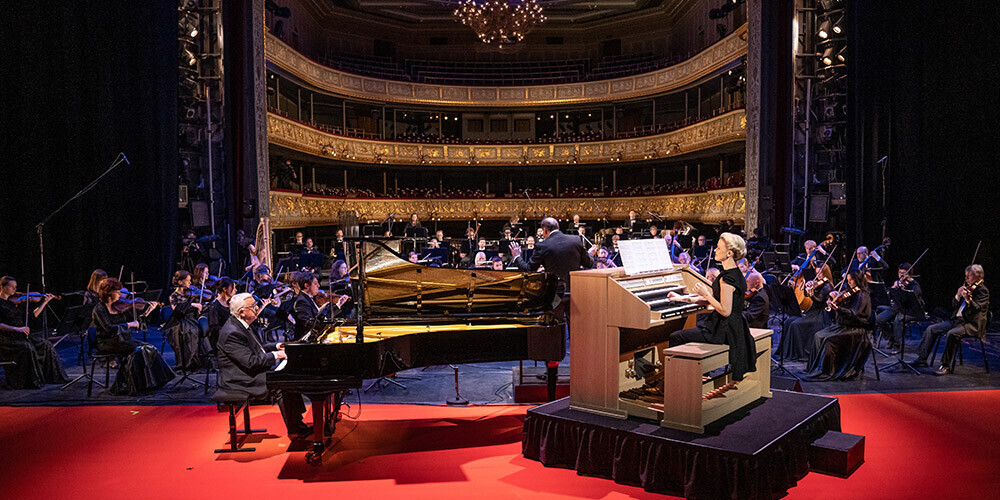 Latvijas Nacionālajā operā apbalvoti Lielās mūzikas balvas 2020 laureāti