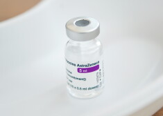 Krājumos šobrīd ir vairāk nekā 10 000 apturēto "AstraZeneca" vakcīnu. Kas ar tām notiks?