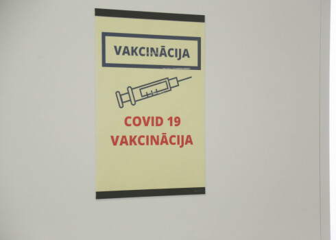 Sociālajos tīklos pieprasa iespēju brīvprātīgi saņemt "AstraZeneca" vakcīnu