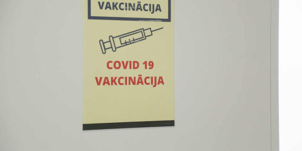 Латвия: в социальных сетях требуют возможность получить вакцину AstraZeneca на добровольной основе