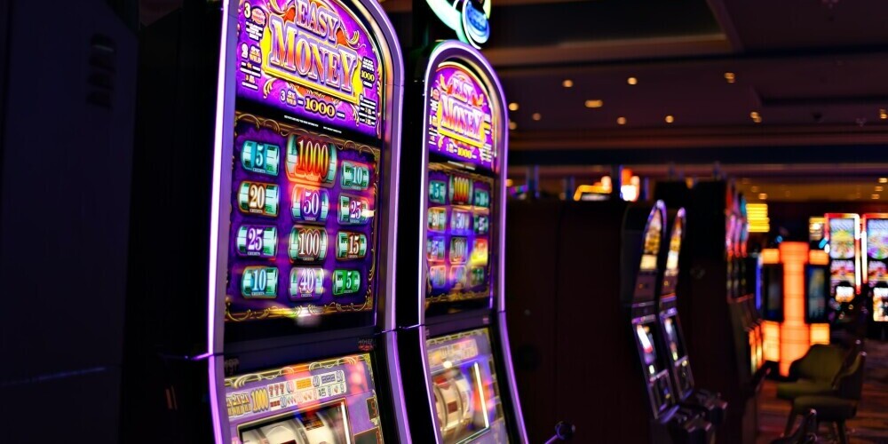 Должникам алиментов в Латвии запрещено играть в азартные игры