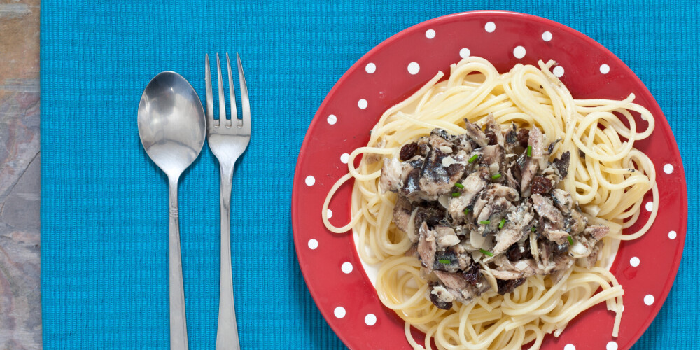 Spageti ar sardīņu mērci