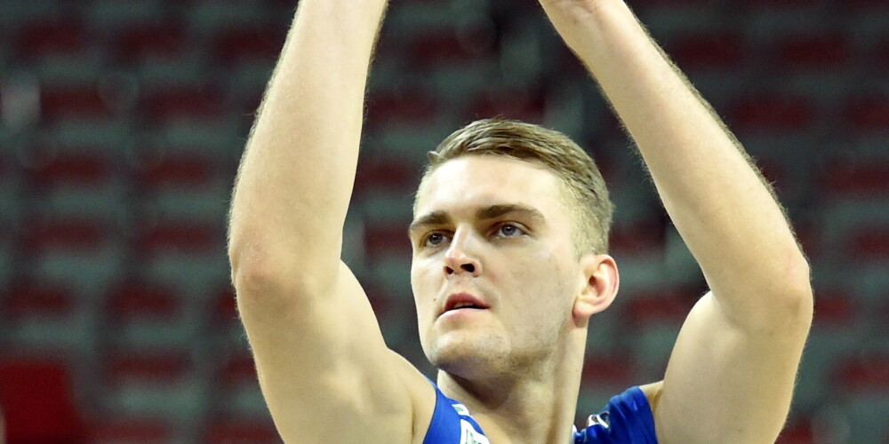 Freimaņa un Stumbra 23 punkti nelīdz tikt pie uzvaras abu klubiem spēlēs Polijas basketbola čempionātā