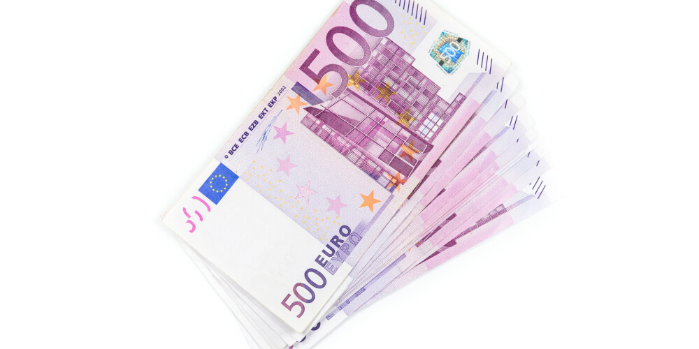 Начинается выплата родителям единоразовой поддержки в размере 500 евро на ребенка