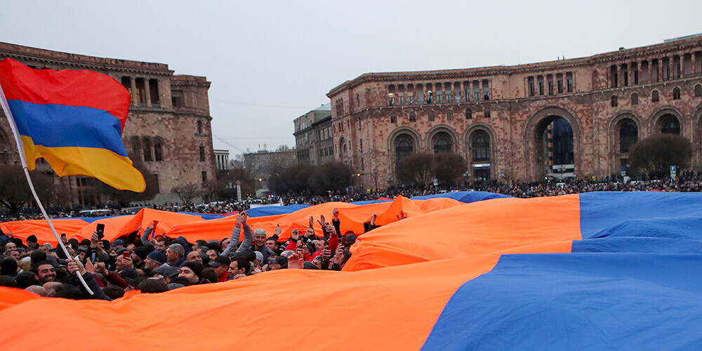 Armēnijā tiks izsludinātas parlamenta pirmstermiņa vēlēšanas