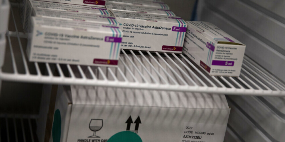 Европейское агентство лекарств признало вакцину AstraZeneca безопасной