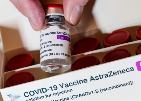 Francija, Vācija un Itālija piektdien atsāks vakcinēšanu ar "AstraZeneca"