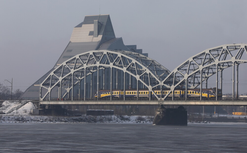 Vilcienu satiksme Rīgas centrālajā dzelzceļa stacijā atjaunota