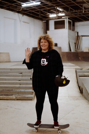 Ingrīda, kura sevi sauc par Resno Bārbiju, iecienījusi fiziskās aktivitātes.