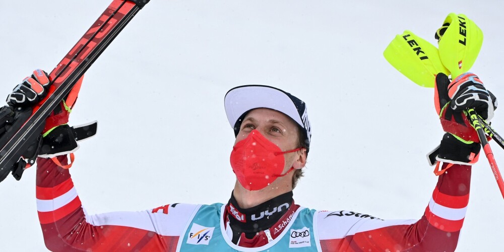 Pasaules kausa sezona kalnu slēpošanā noslēdzas ar Fellera uzvaru slalomā
