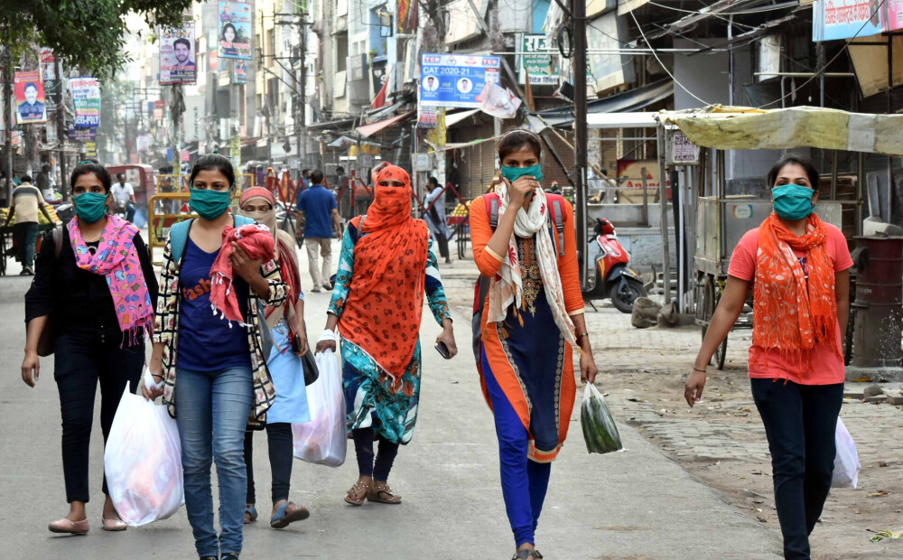 Ministrs Indijā atradis galveno jauniešu degradācijas iemeslu - tie ir plēstie džinsi